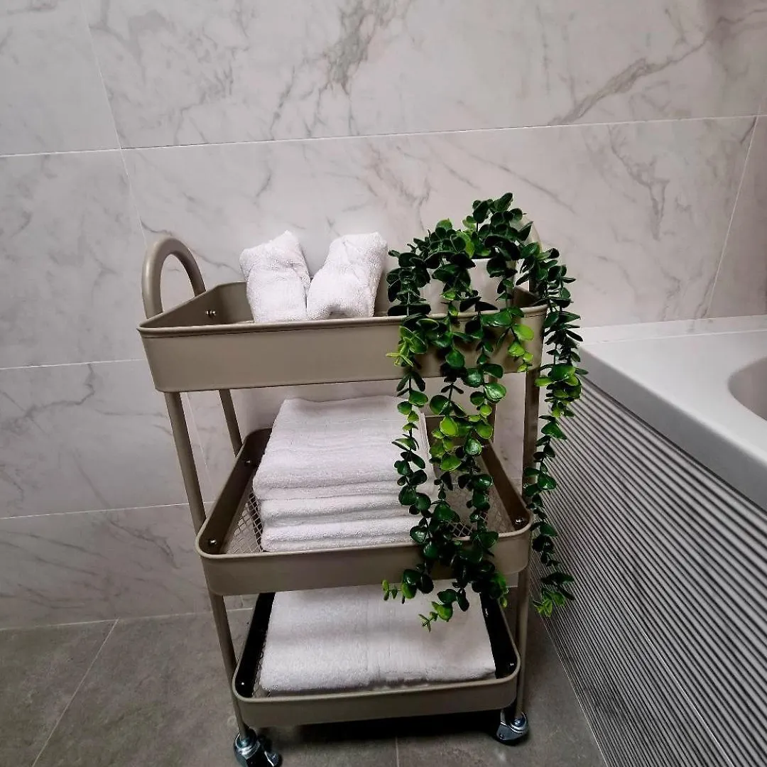 Happy Studio Luxury Pipera Voluntari 0*,