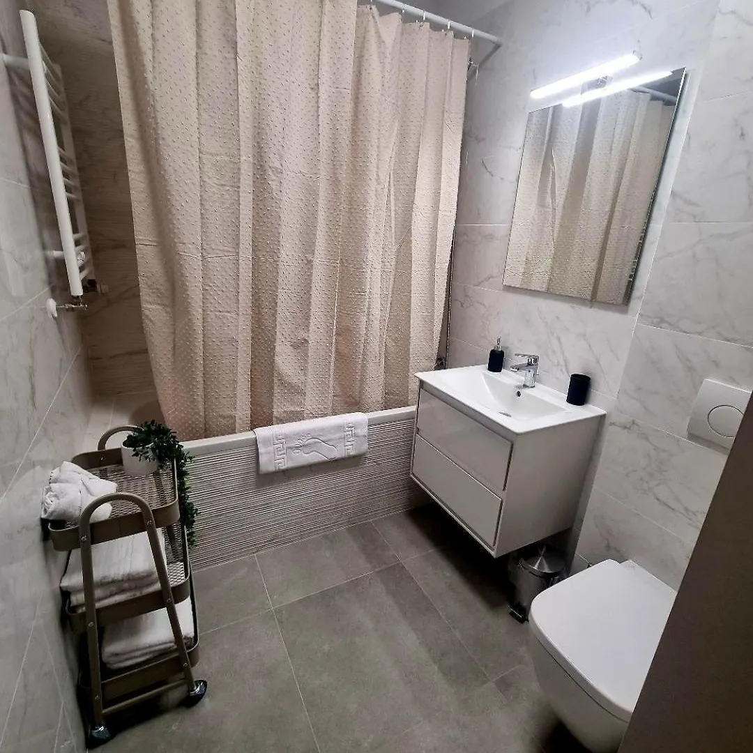 Apartment Happy Studio Luxury Pipera Voluntari