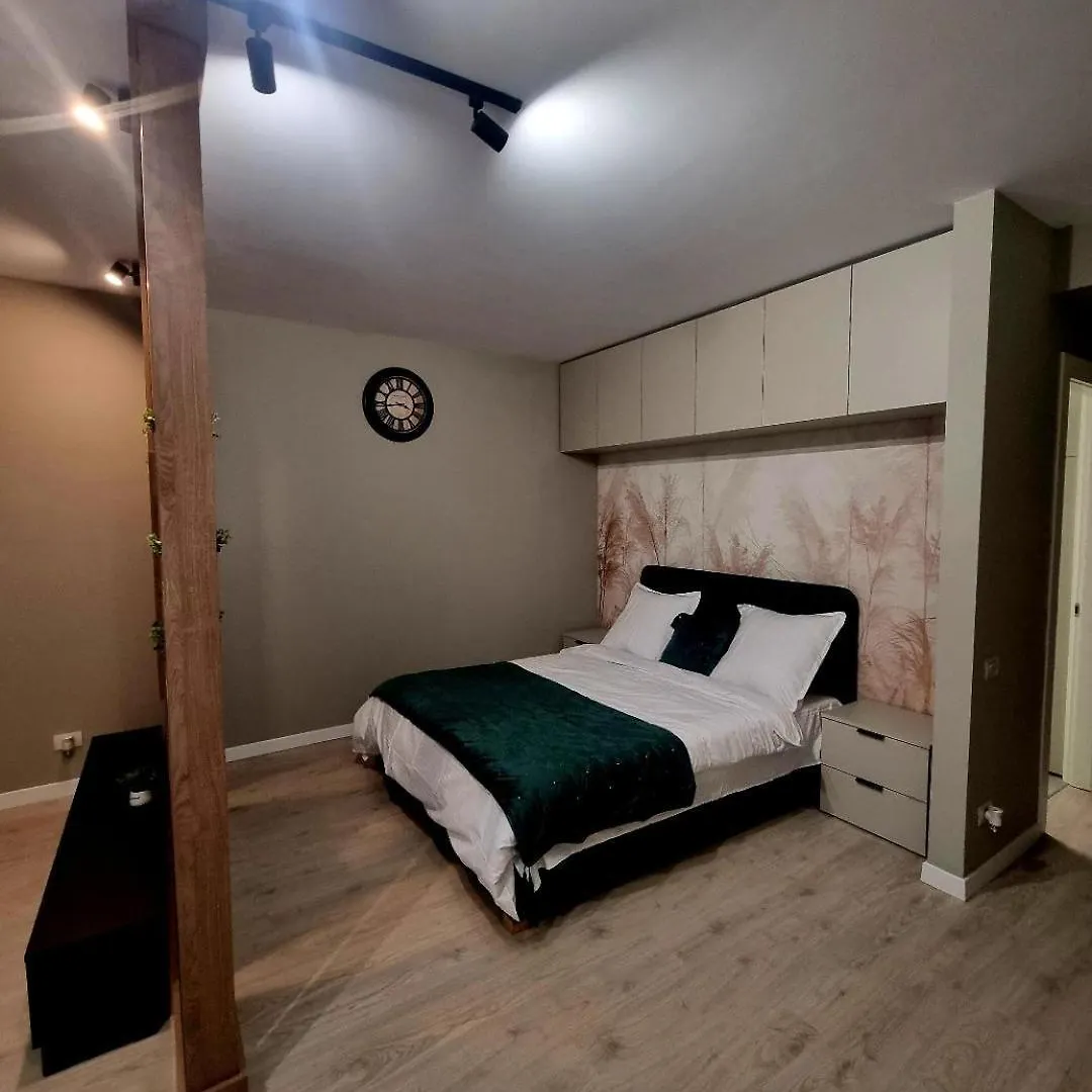 Happy Studio Luxury Pipera Voluntari Romania