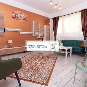 Apartament Pipera, Voluntari